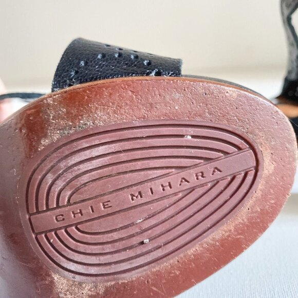 Chie Mihara Black Leather LAser Cut Detail High Heel Sandals 37.5 - Picture 8 of 9